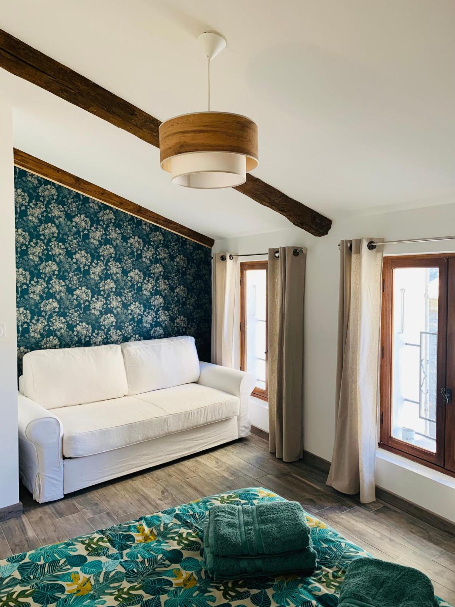 Villa La Bonbonnière au pied du Ventoux Malaucène Esterno foto